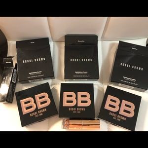 Bobbi Brown Highlighting Powder Bundle!